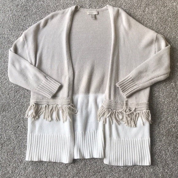 LOFT Sweaters - Loft Neutral Fringe Sweater